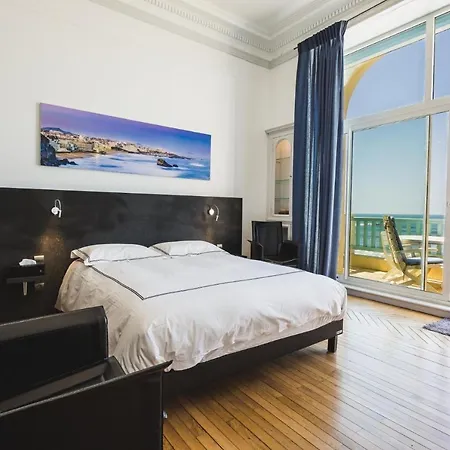Sleeps 8 Pool Wifi * Biarritz